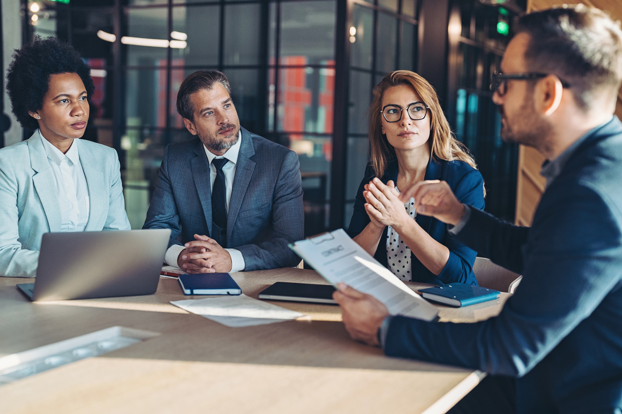 organisiez une réunion de travail